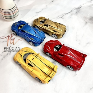 Ô tô trang trí bánh kem mẫu có cửa happy birthday